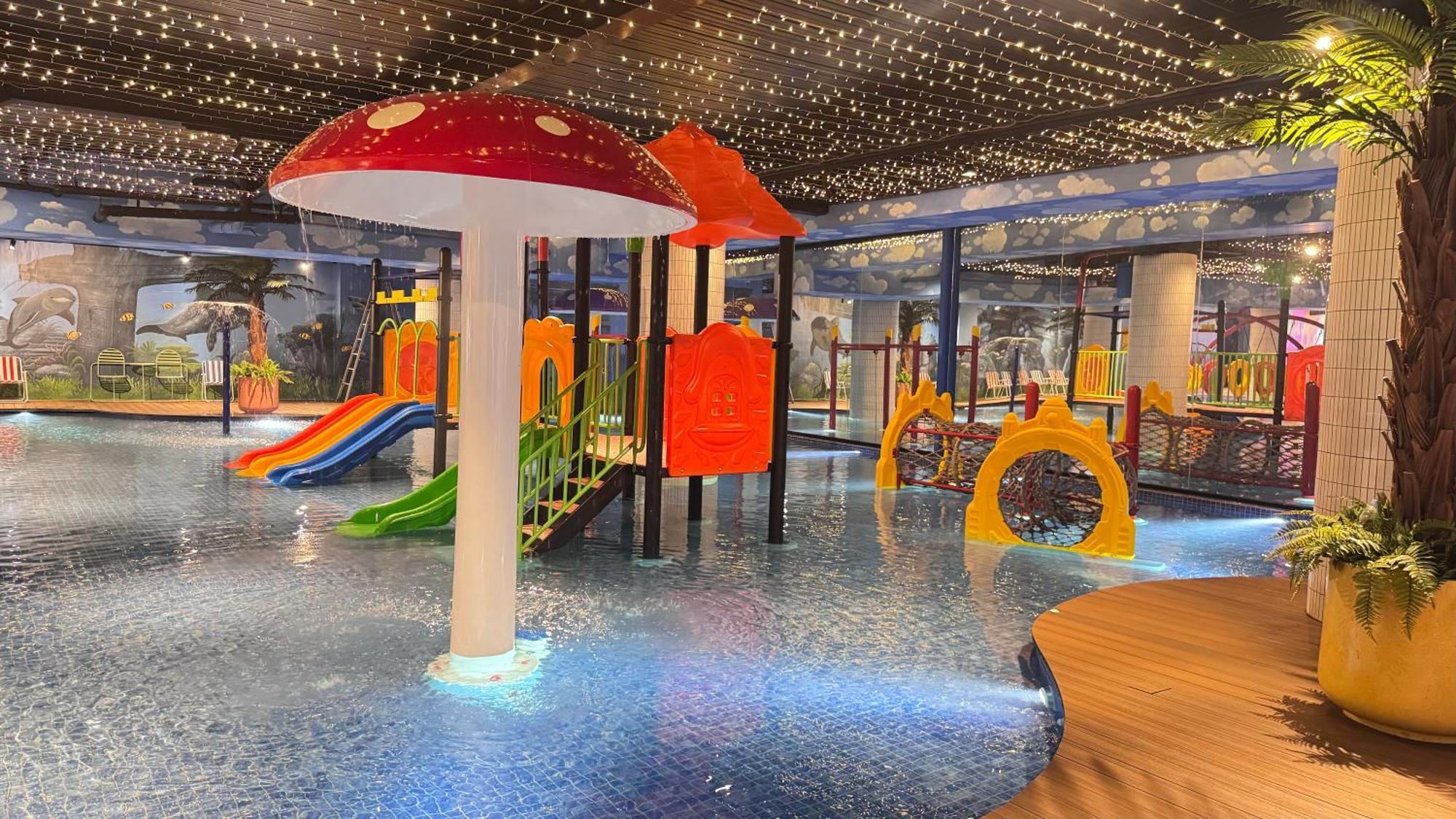 Yellow Bee Resort Cililitan Jakarta Ngoại thất bức ảnh