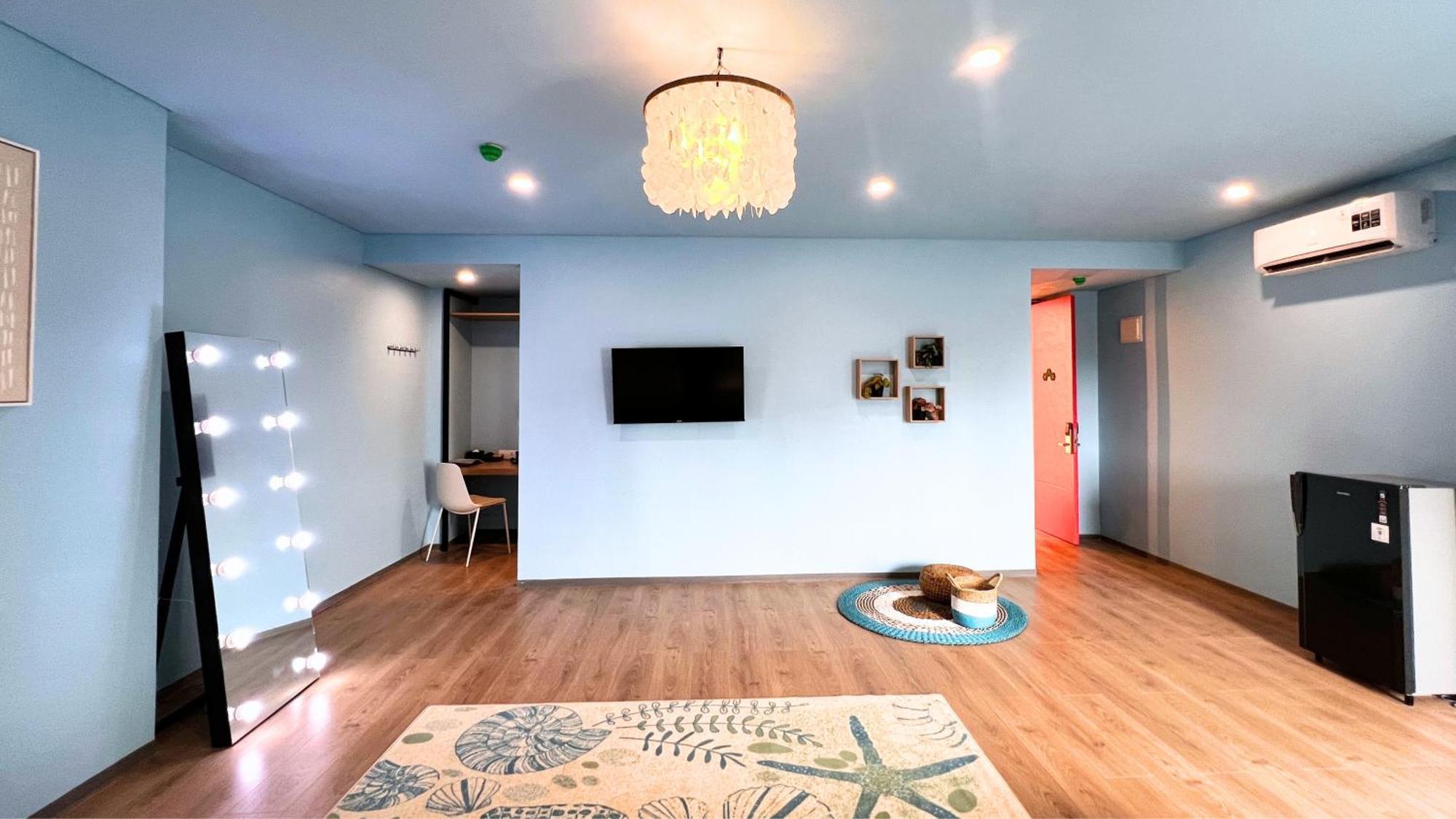 Yellow Bee Resort Cililitan Jakarta Ngoại thất bức ảnh