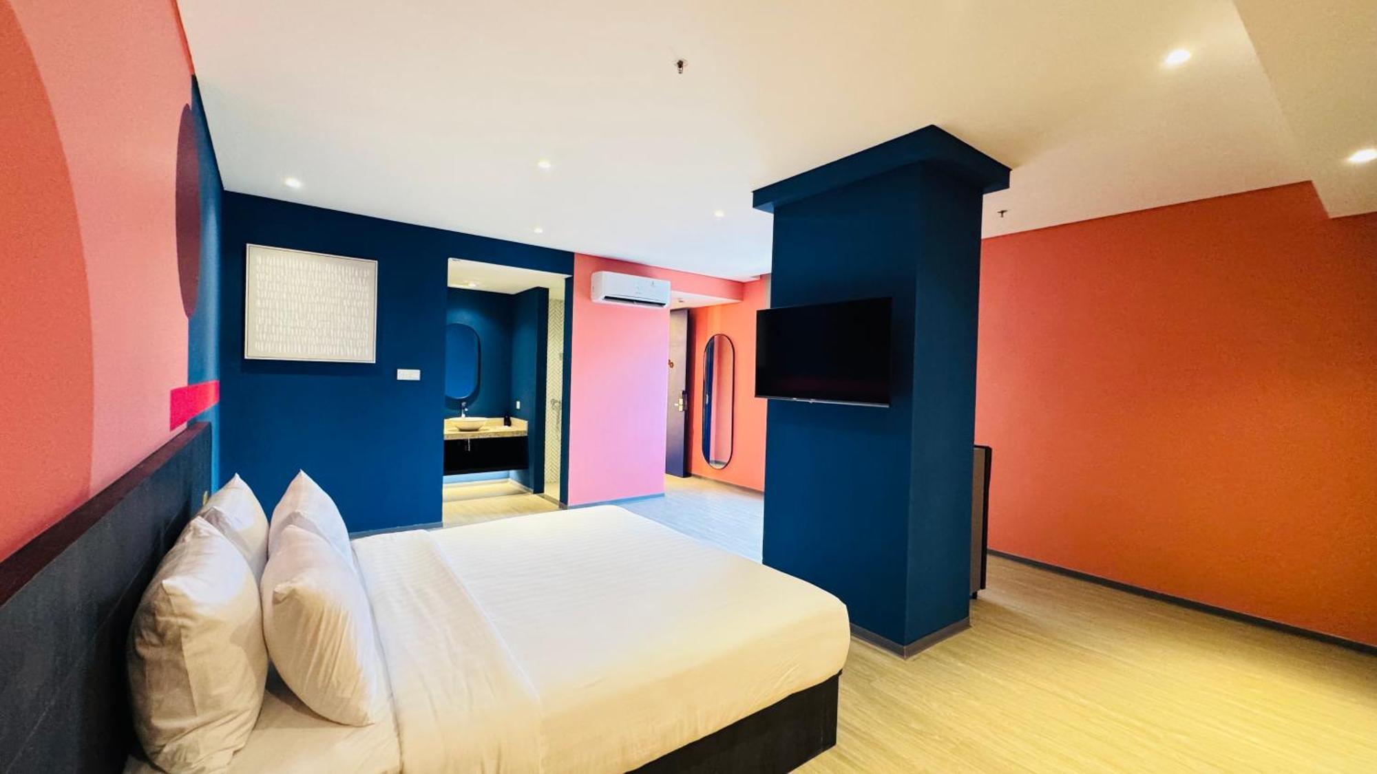 Yellow Bee Resort Cililitan Jakarta Ngoại thất bức ảnh