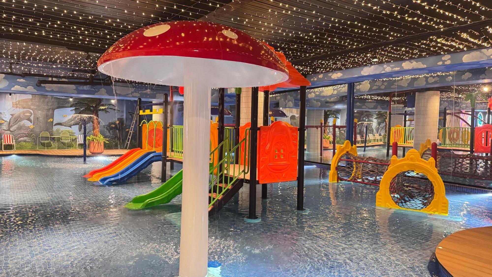Yellow Bee Resort Cililitan Jakarta Ngoại thất bức ảnh